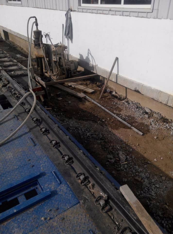 双峰注浆治理铁路高路基沉陷病害